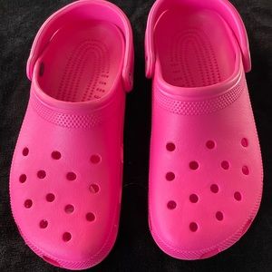 pink crocs